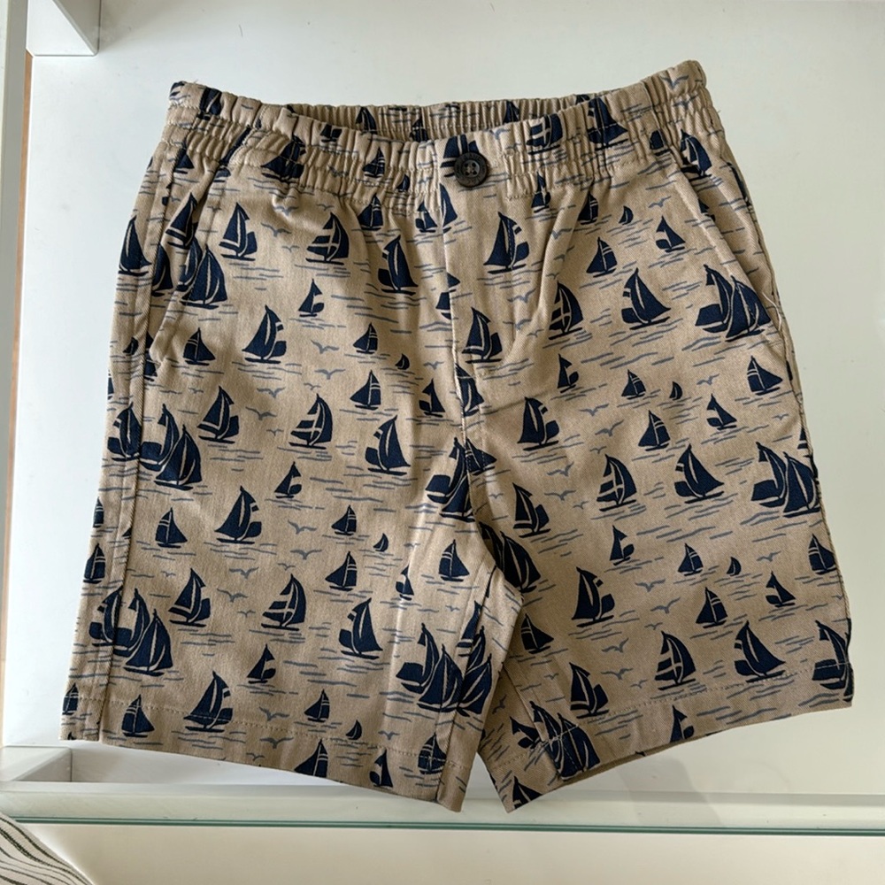 NWT Janie and Jack size 5t boys shorts